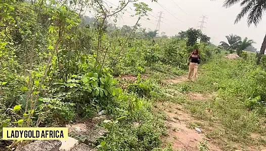 Güzel kayıp prenses yeni bir bölgede ama her iki yardımı da bulun