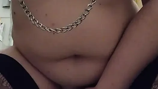 Asa ile yoğun dildo binme seansı, orgazmla bitiyor