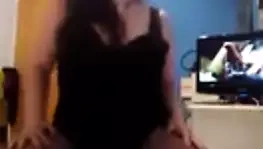 Üstünüzde dans edebilir miyim? Puedo bailar encima de ti?