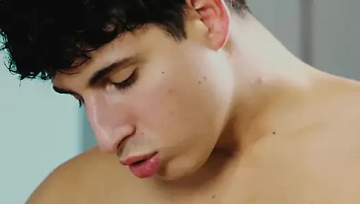Fransız twink halka açık parkta xxl slovak tarafından bdsm sidik tedavisi alıyor
