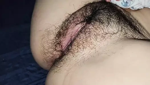 Xxx üvey kız kardeşim televizyon izlerken bana götünü gösteriyor