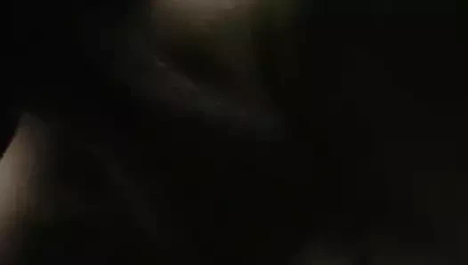 Sanki hoşuna gidiyor