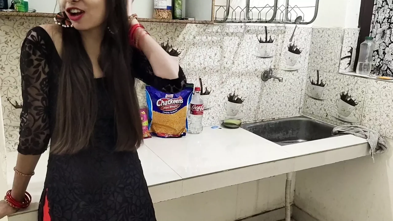 Fucked my Ex-girlfriend in the Kitchen with Hindi Audio Xxx