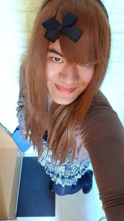 Kadın kılıklı travesti 17