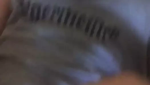 Karısı yeni siyah horoz üzerinde orgazm!