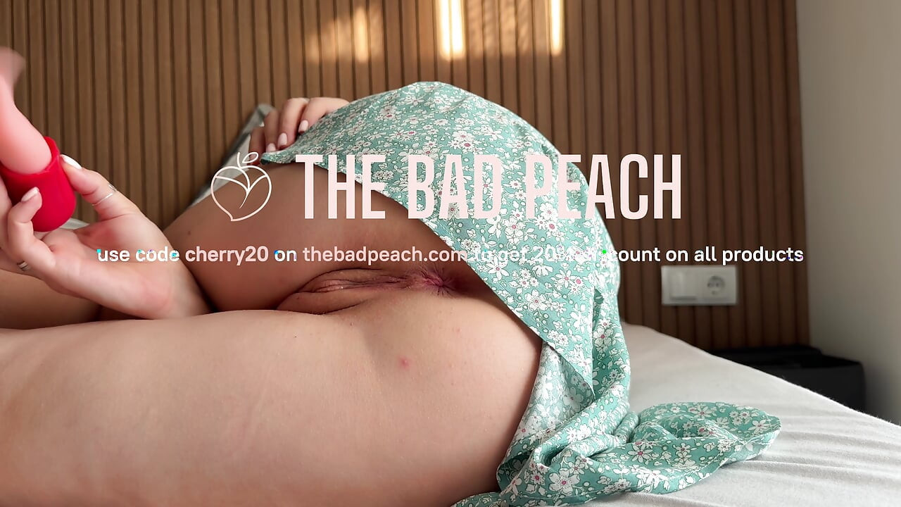 Hızlı bir amcık yalayıcı beni titreyen bir orgazma getiriyor - thebadpeach