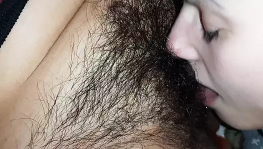 Mastürbasyon yaptım ama oda arkadaşım boşalmama yardım etti - lezbiyen-illüzyon