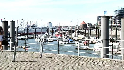 Çılgın Aile Vahşi Amcık Oyunu Ve Sert Sikiş