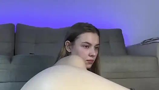 Dildo ile anal sikiş