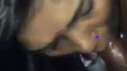 Deshi malezya kız emme n söyleyerek bekle pannu