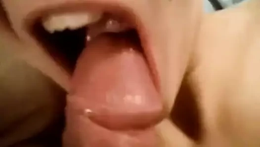 Yaşlı bebeğin yeni siyah sevgilisi