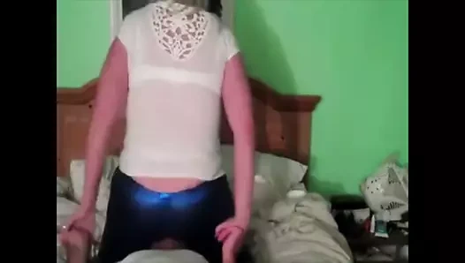 Parlak taytlı yüz osurukları