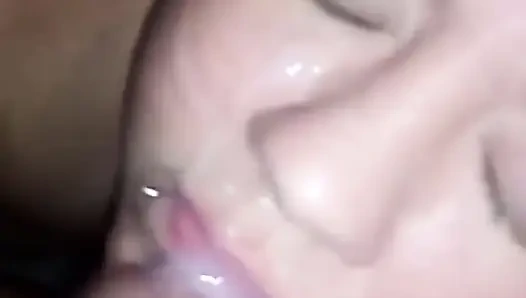 Evli kadının yüze boşalma derlemesi