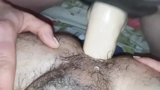 Kocamı götten sert sikiyorum.