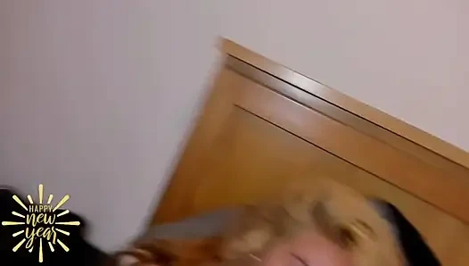 nagi w moim łóżku chce się pieprzyć