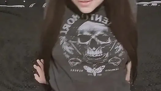 Genç Sevimli Latin Kız Boşalana Kadar Mastürbasyon Yapıyor