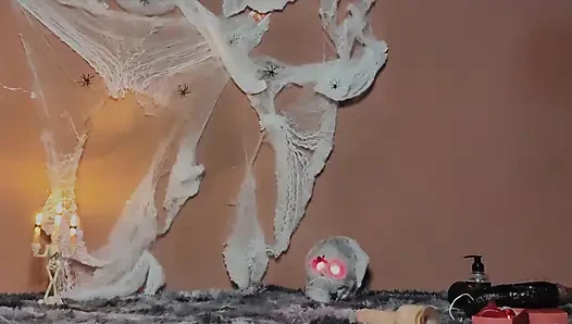 Parmaklarımı ovuşturup emmeyi seviyorum