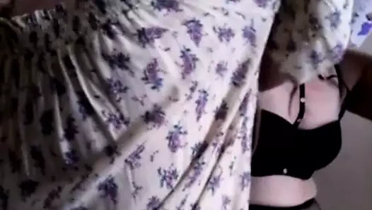 Karısının yeni sutyeni