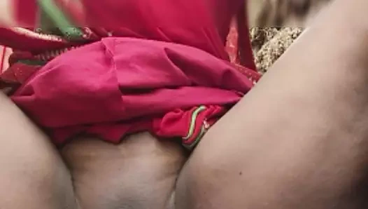 Amcığımı temizliyorum ondan hoşlanır mısın