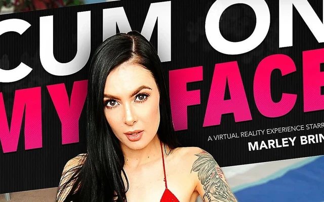 Amerikan hayalleri - Marley Brinx dövmeleriyle sikişiyor vr porno