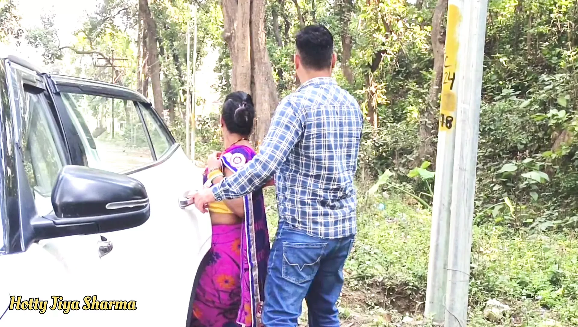 Desi Family Sex , Stepfather Caught His Stepdaughter For Sex From Outside Village