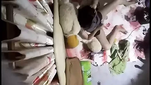 Kız arkadaşın evde yalnızken 202