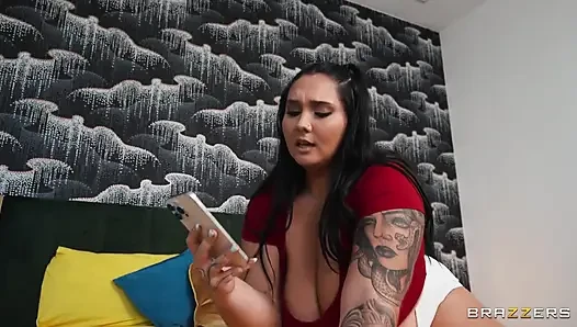 Brazzers - tombul oda arkadaşları Abigail Morris ve Jadynn Stone