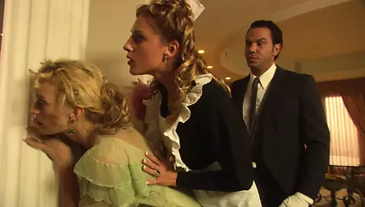 Yüksek sesle inleme kıçına cumming biter!