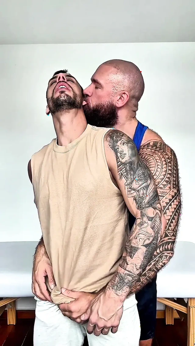 Brenno Villar ve Serge Bear - Ham Şehvet ve Sınırsız Şikayet! Bölüm 1