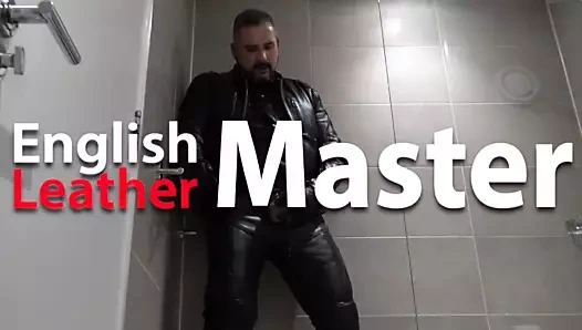 Deri baba işiyor içinde duş itibaren uncut horoz önizleme