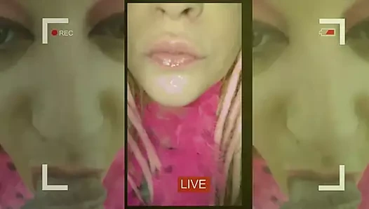 Kadın kılıklı ibne dölleme fahişesi olmak büyüleyici