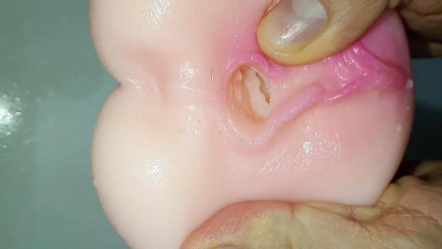 ÜÇ PARMAK PEMBE AMIN İÇİNDE, LILY TOY, PEMBE ÇAYIMIN SİKKİ