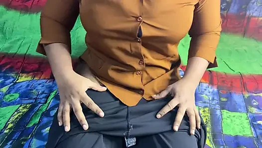 Job Karne Waali Ladki Ko Choda Hindi Aawaz Ke Saath