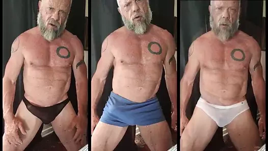 La dave'nin şişkin iç çamaşırı koleksiyonu