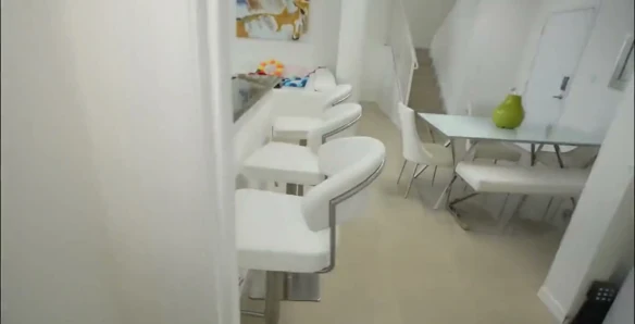 Şu anda bana asıldığını inanamıyorum, Andijamesxxx bir süredir babamın yanında, şimdi bu olgun kızıl saçlı orta yaşlı seksi kadın