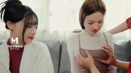 Modelmedia asia - aile buluşma yemeği - sürtük bir yılbaşı gecesi için partnerlerini değiştiriyor