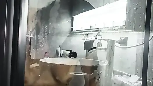 Duşta Beni İzle