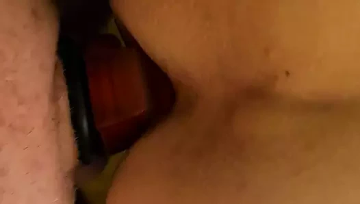 Naughtyaleena amcığını çifte dolduruyor