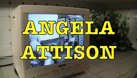 Angela Attison kız arkadaşı Elisabeth Bentley'i erkek arkadaşının yarağıyla sikiyor