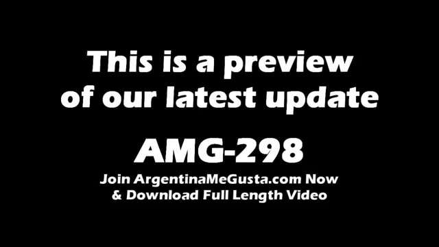 Muhteşem eşek ve deve tırnağı! ile busty latin genç! mükemmel vücut!