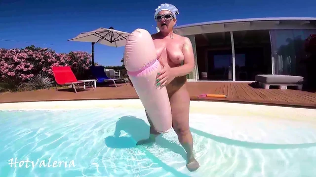 Ванна и развлечение с писсингом