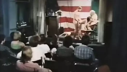 Buhne frei zur Vogelei