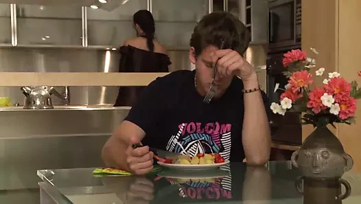 Alman ev kadınları için anal çılgınlık (tam film)