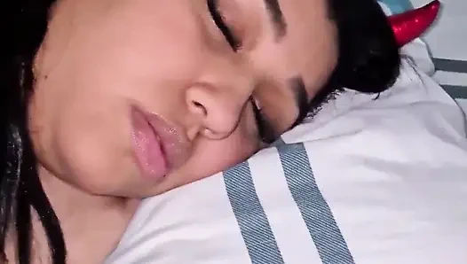 Cadılar bayramını geçirmek için Amerika'ya giden Venezuelalı bir kadınla sikişiyor.