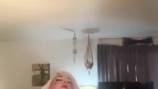 Tam video.. Porno merkezinden cont! Blancagirlbbw'in senin için boşalmalarını izle! Önce burayı gör!!!