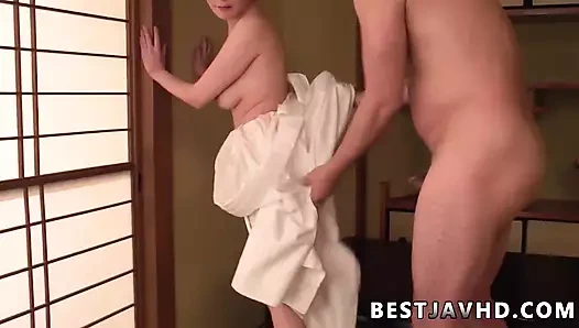 Tsubasa Takanashi azgın Asyalı oral seks yapıyor - Japon yetişkin videosu!