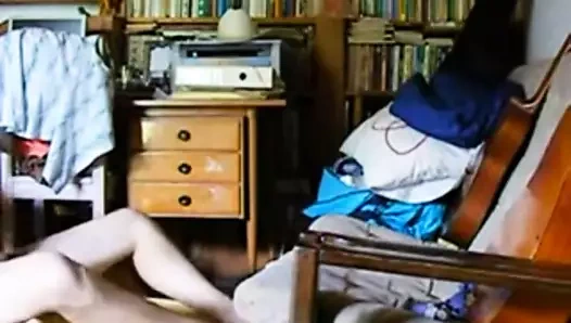 arkadaş sürme horoz tarafından yakalandı