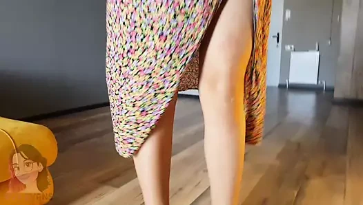 Sıcak yaramaz kız meyveleri iter ....asmr video......