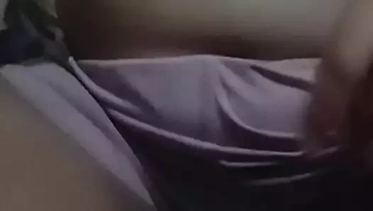 Komşumuzun hizmetçi göğüsleri