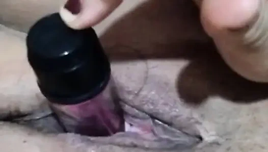 Meksikalı evli kadın gösteriş yapıyor ve mastürbasyon yapıyor